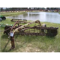 JOHN DEERE HAY RAKE