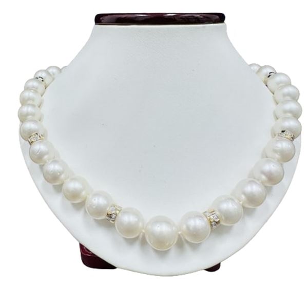 Pearl and Diamond Necklace - 14KT Yellow Gold