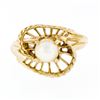Image 4 : 14K Yellow Gold 6.0mm Pearl Solitaire Wave Bypass Shell Open Work Cocktail Ring