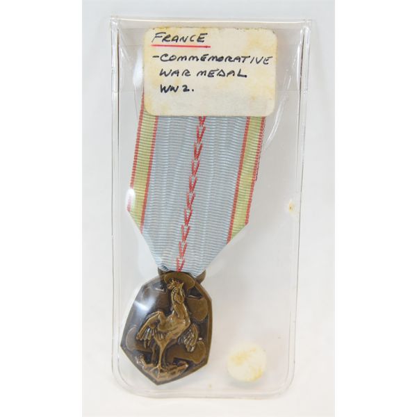 France Commemorative War Medal WWII