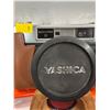 Image 2 : Vintage Yashica Camera with Leather Case and Extra Lens