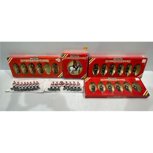 British Regiment Hand Painted Metal Models in box (note one missing from Yeoman of the Guard set)
