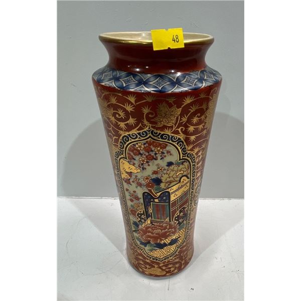 Vintage Japanese Kutani Porcelain Imair 12H Flower Vase Gilded Red Gold Blue