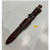 Image 1 : WWI Ross Bayonet Hunting Knife with Scabbard - Length 7.5 Blade, 12 Total plus wooden box 20Lx7Wx4H