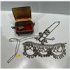 Image 3 : Mockingbird Jewelry box from Japan with Bracelet, Necklaces, Earrings and more