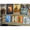 Image 5 : Lot of paperback  westerns - mostly Louis L'amour