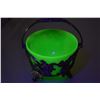 Image 1 : Fabulous Vaseline / Uranium glass dish - lion hunter