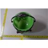 Image 2 : Fabulous Vaseline / Uranium glass dish - lion hunter