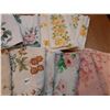 Image 3 : Vintage Floral Pillowcase Sets