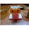 Image 2 : Brass, Lucite Owl Holder, Amber Bowl