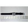 Image 2 : Vintage "Hunter" 17 jewels, day/date automatic, runs