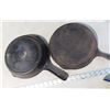 Image 2 : 10" cast iron frying pan + 10.5" frying pan