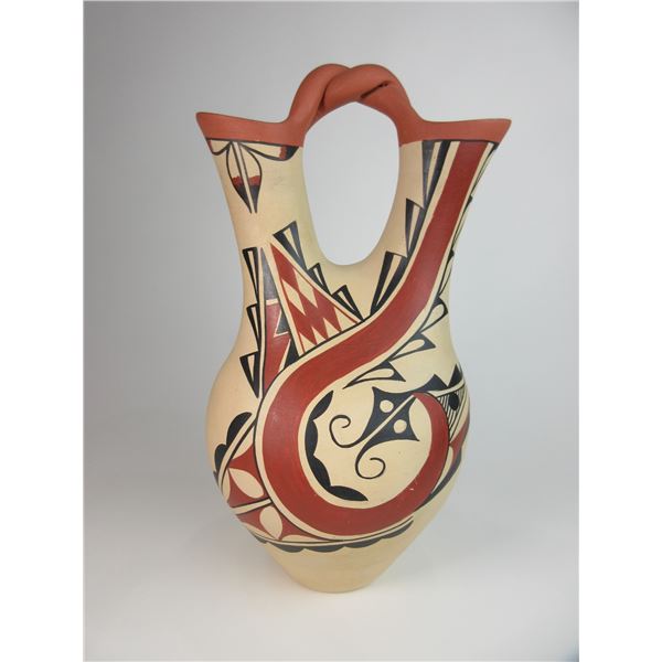 Marked Carmelita Magdalena Jemez Pueblo New Mexico Wedding Vase- 12.5"H