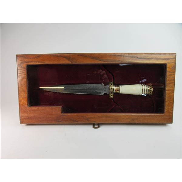 Bone Handled Damascus Dagger In Presentation Case- 8.5  Blade- 5  Handle