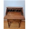 Image 2 : VIC Design Inc "Artisan" Collection Desk