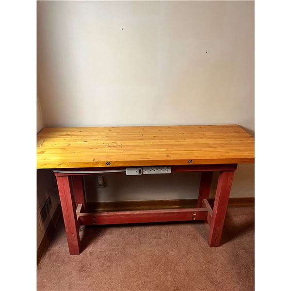 Wooden Workbench Wooden workbench