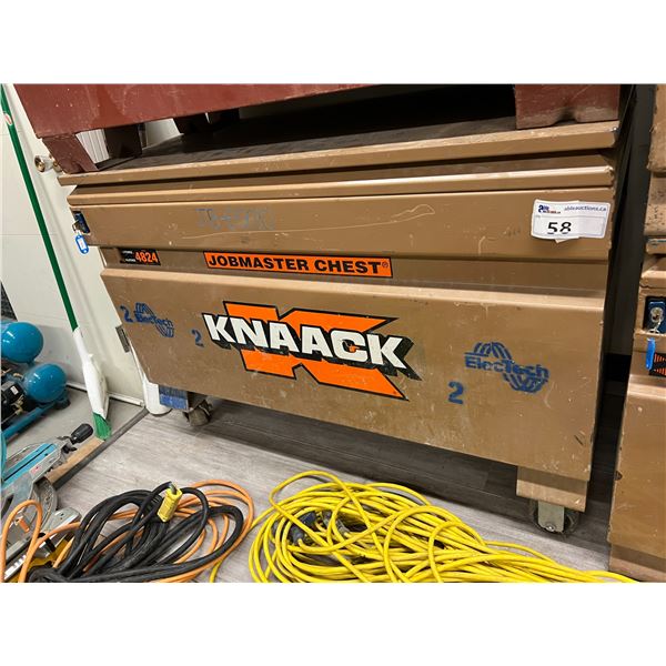 Knack Model 40 KNAACK JOBMASTER STORAGE CHEST MODEL 4824 WITH LOCK AND KEY ON 4 ...