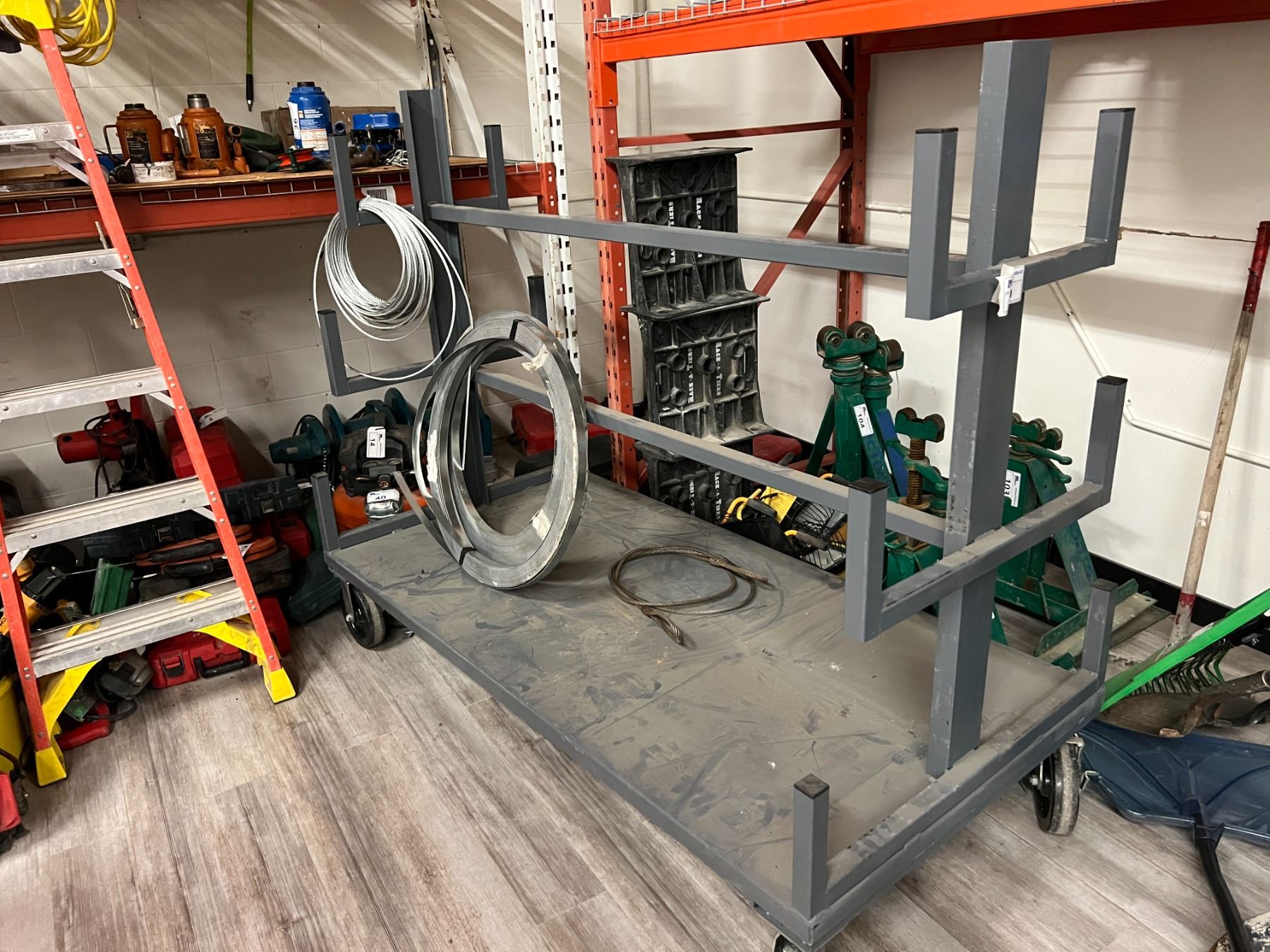 ULINE ROLLING PIPE DOLLY-MOBILE BAR & PIPE RACK 72X36X60