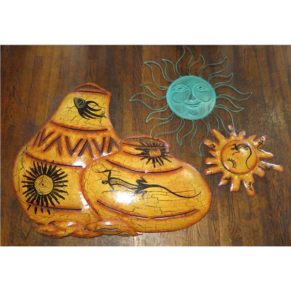 Qty 3 Lightweight Metal Mexican Wall Hangings: Sunshine & Gecko Jars, Misc Sizes