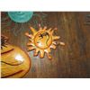 Image 3 : Qty 3 Lightweight Metal Mexican Wall Hangings: Sunshine & Gecko Jars, Misc Sizes