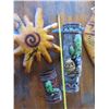 Image 8 : Qty 4 Lightweight Metal Mexican Wall Hangings: Sunshine, Cactus & Jars, Misc Sizes