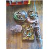 Image 2 : Qty 3 Lightweight Metal Mexican Wall Hangings: Gecko, Kokopelli & Jars, Misc Sizes