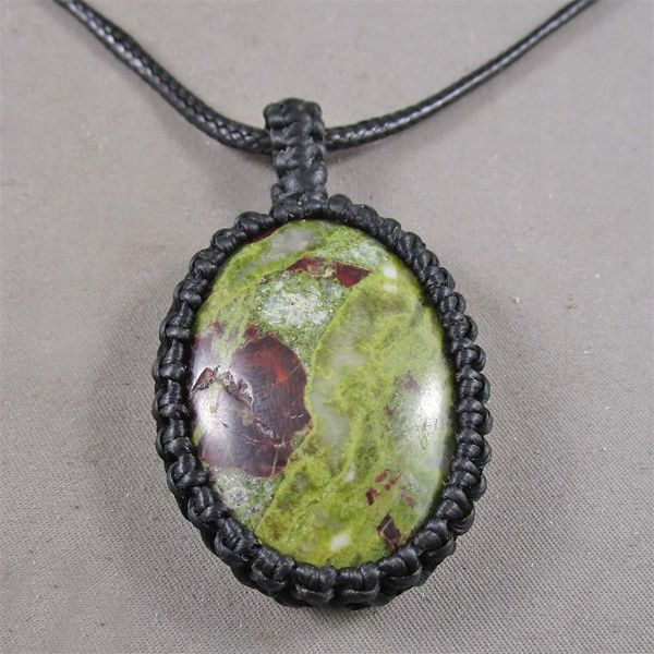 NEW Bloodstone Macramé Necklace