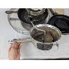 Image 2 : Set of 3 Aluminum Pizza Pans, Cast Iron Frying Pan and other Kitchen Items