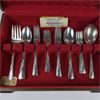 Image 4 : 10 Place Setting Revelation Silver Plate Silverware In Wood Box