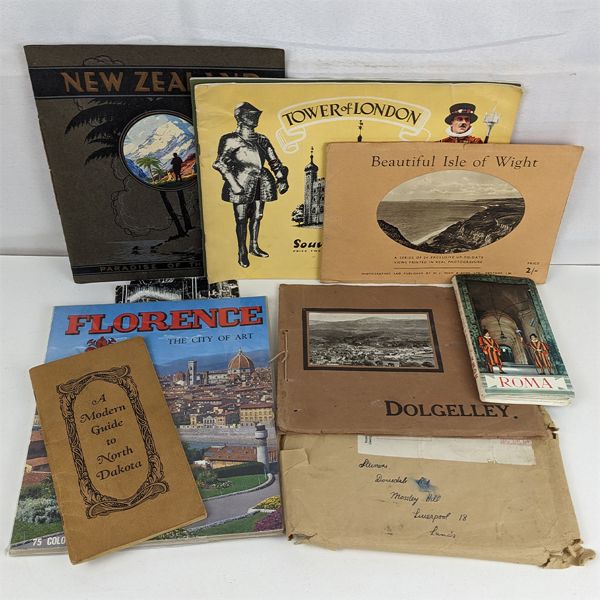 Lot of Vintage Souvenir Tour Books
