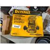 Image 1 : DeWalt 1 3/4HP Fixed Base Router