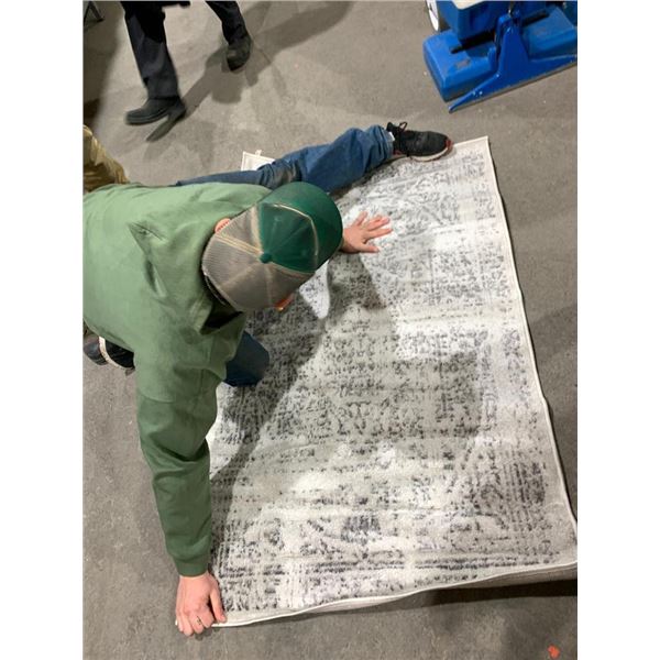 Smoky gray area rug 3'x5'