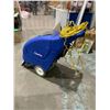 Image 3 : Clarke Clean Track 16 Commercial Floor Cleaner  Large capacities, small packagePatented ergonomic de