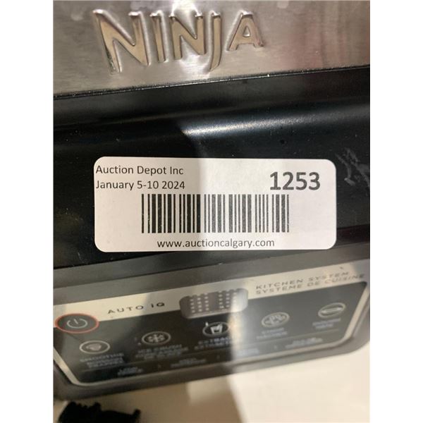 Ninja kitchen systems countertop blender