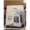 Image 1 : Winix UltraSonic Humidifier w/ Light Cel