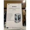 Image 2 : Winix UltraSonic Humidifier w/ Light Cel