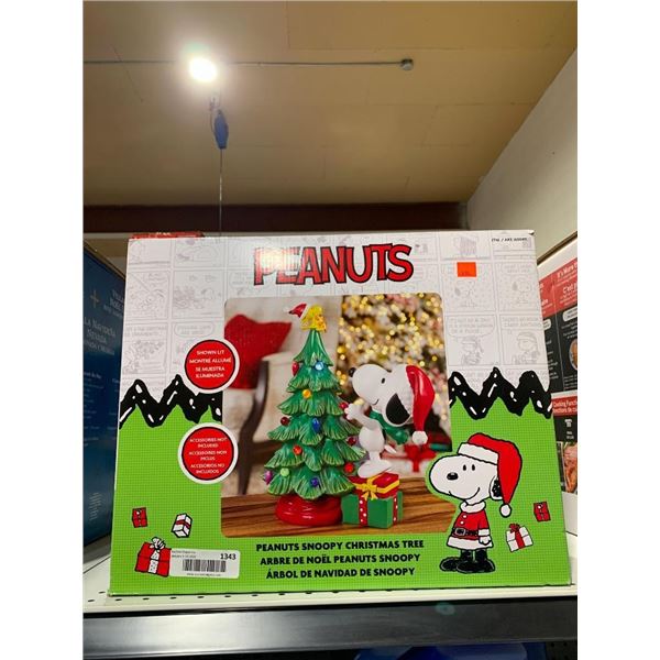 Peanuts Snoopy Christmas Tree