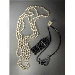 Black hematite necklace and matching bracelet and long strand of white pearls (11)