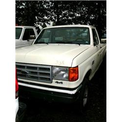 1991 Ford 3/4 ton pick-up, 4x4, VIN #1FTEF26N3MPA90065, MI 26396, AT/PS/PB/AM-FM (27)