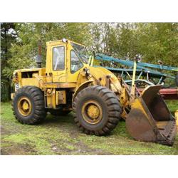 Bucket loader with bucket, CAT 966C, new head and liner work- ready to go to work, min bid $20,000
