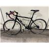 Image 2 : GIANT OCR2 6000 SERIES BLACK 21 SPEED ROAD BIKE