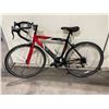 Image 2 : HYPER 700 ALUMINUM BLACK ON RED 14 SPEED ROAD BIKE