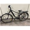 Image 2 : MONACO INFINITY GREY 7 SPEED ROAD BIKE FRONT SUSPENSION