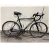 Image 1 : DEVINCI TOSCA SZ BLACK 16 SPEED ROAD BIKE