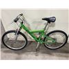 Image 2 : 2 BIKES: DUNLOP RST  GREEN 12 SPEED + DEVINCI GREEN TROPEZ 12 SPEED ROAD BIKE *NEED REPAIR*