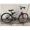 Image 1 : GT AGGRESSOR WHITE / BLACK 21 SPEED FRONT SUSPENSION MOUNTAIN BIKE