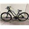 Image 2 : 2 BIKES: GIANT EXPLOR BLACK / YELLOW 9 SPEED ELECTRIC BIKE & GIANT EXPLOR BLACK / BLUE 20 SPEED