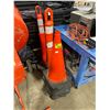 Image 1 : ASSORTED LANE CLOSURE SAFETY CONES