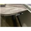 Image 2 : GREY WASH COMMERCIAL ELECTRIC STANDING HIGHT ADJUSTABLE DESK WITH MESH BACK ADJUSTABLE MOBILE