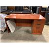 Image 2 : ASSORTED COMMERCIAL OFFICE FURNITURE INCLUDING: DESKS, SHELVES, CHAIR, TABLES & VARIOUS OFFICE ITEMS